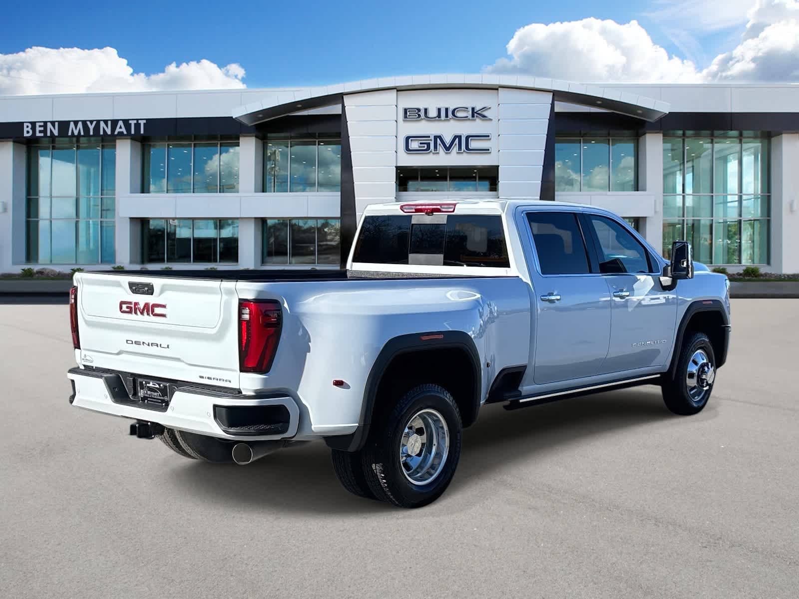 2026 GMC Sierra 3500 HD Denali DRW
