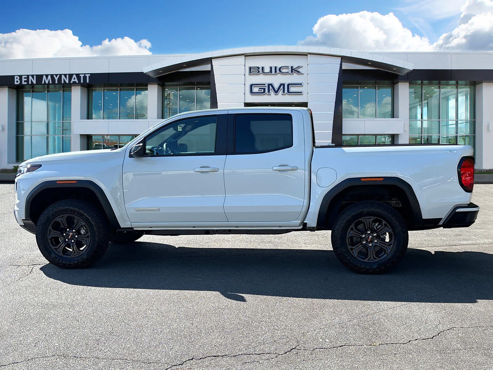 2025 GMC Canyon Elevation