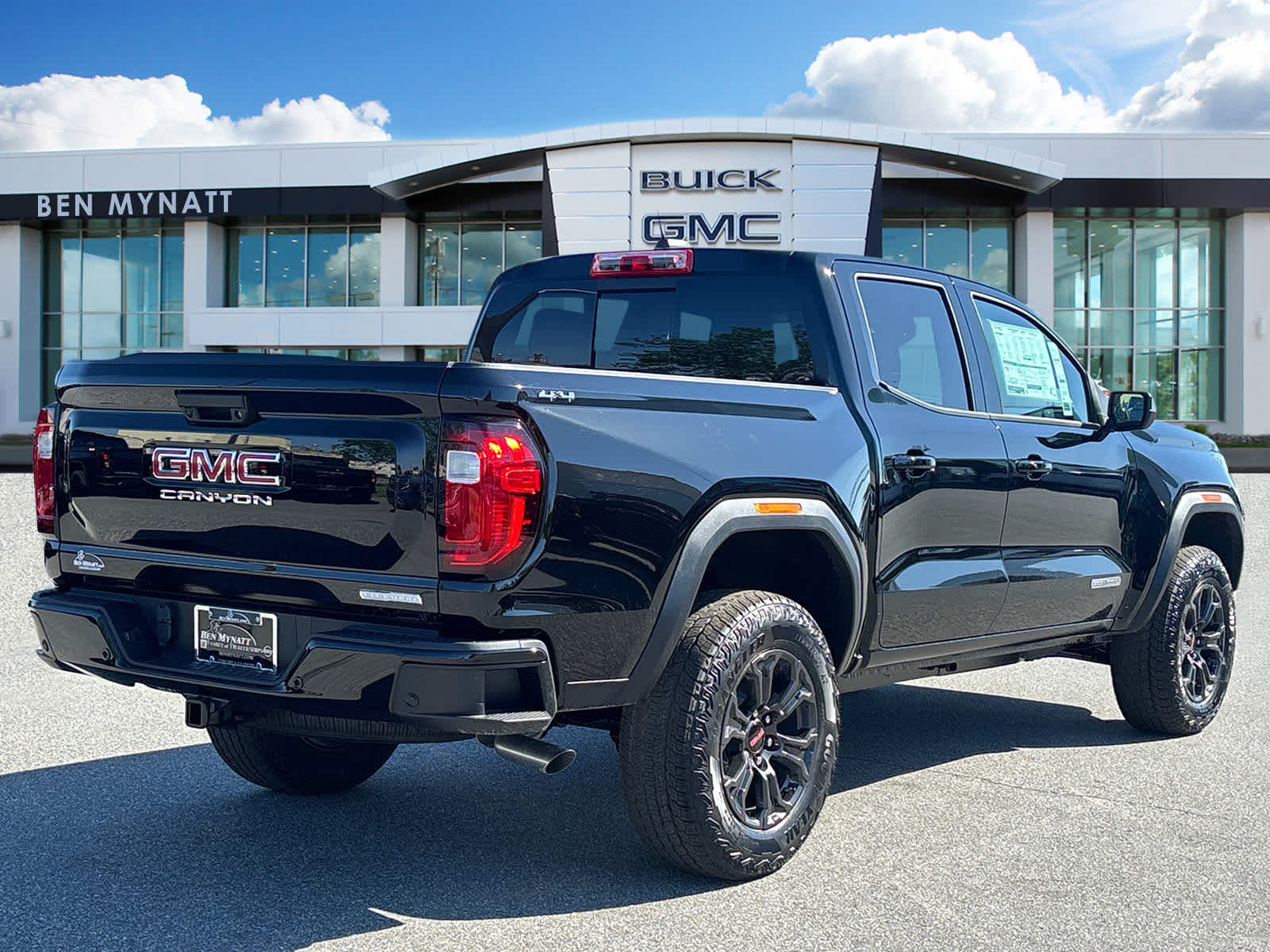 2025 GMC Canyon Elevation