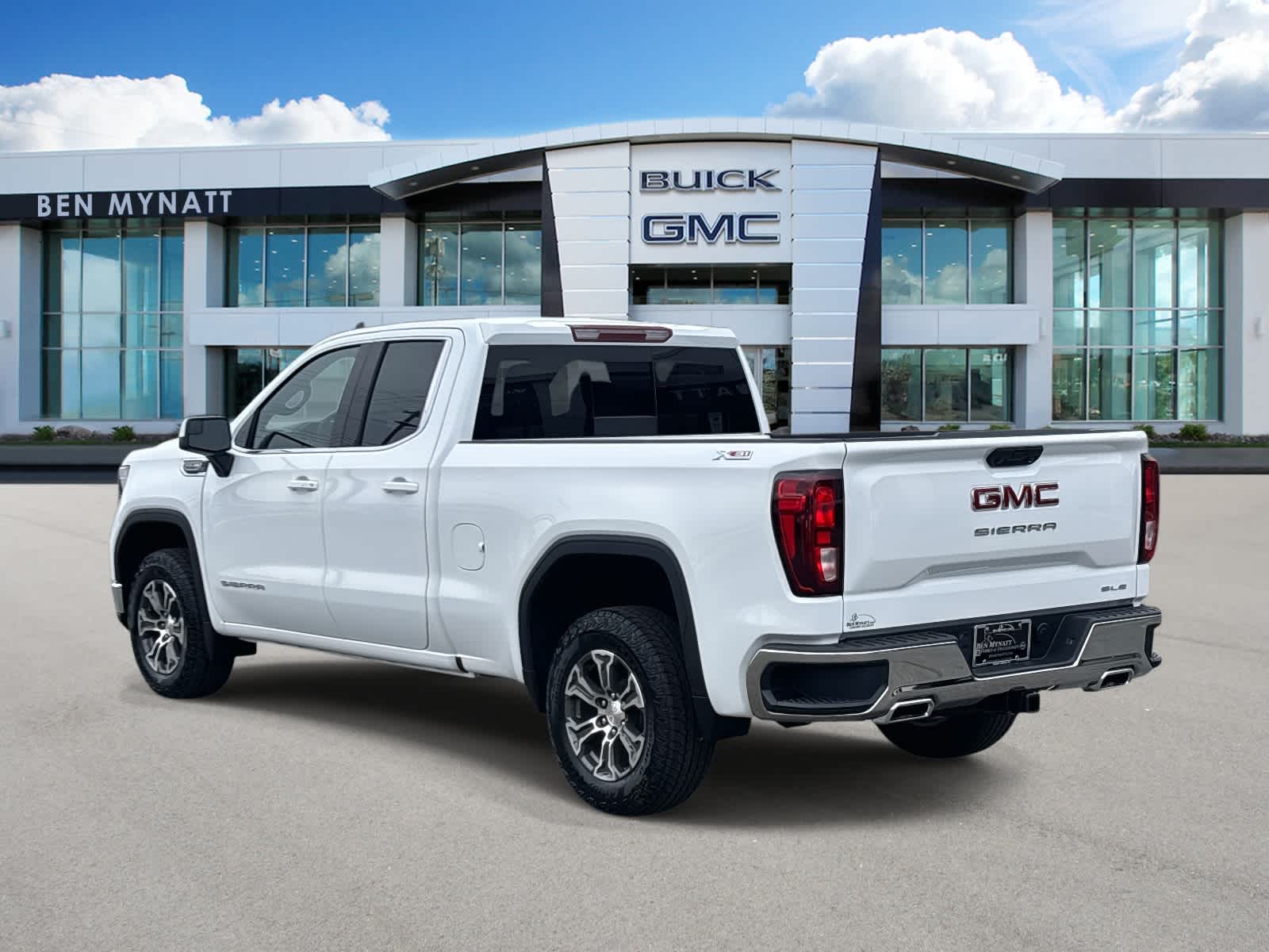 2026 GMC Sierra 1500 SLE