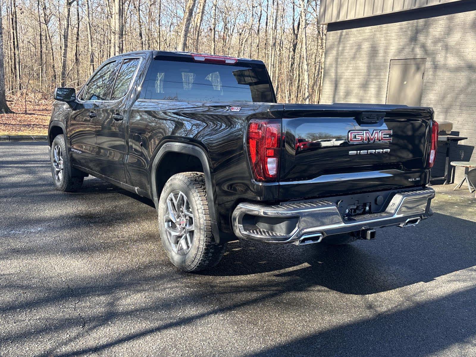 2026 GMC Sierra 1500 SLE