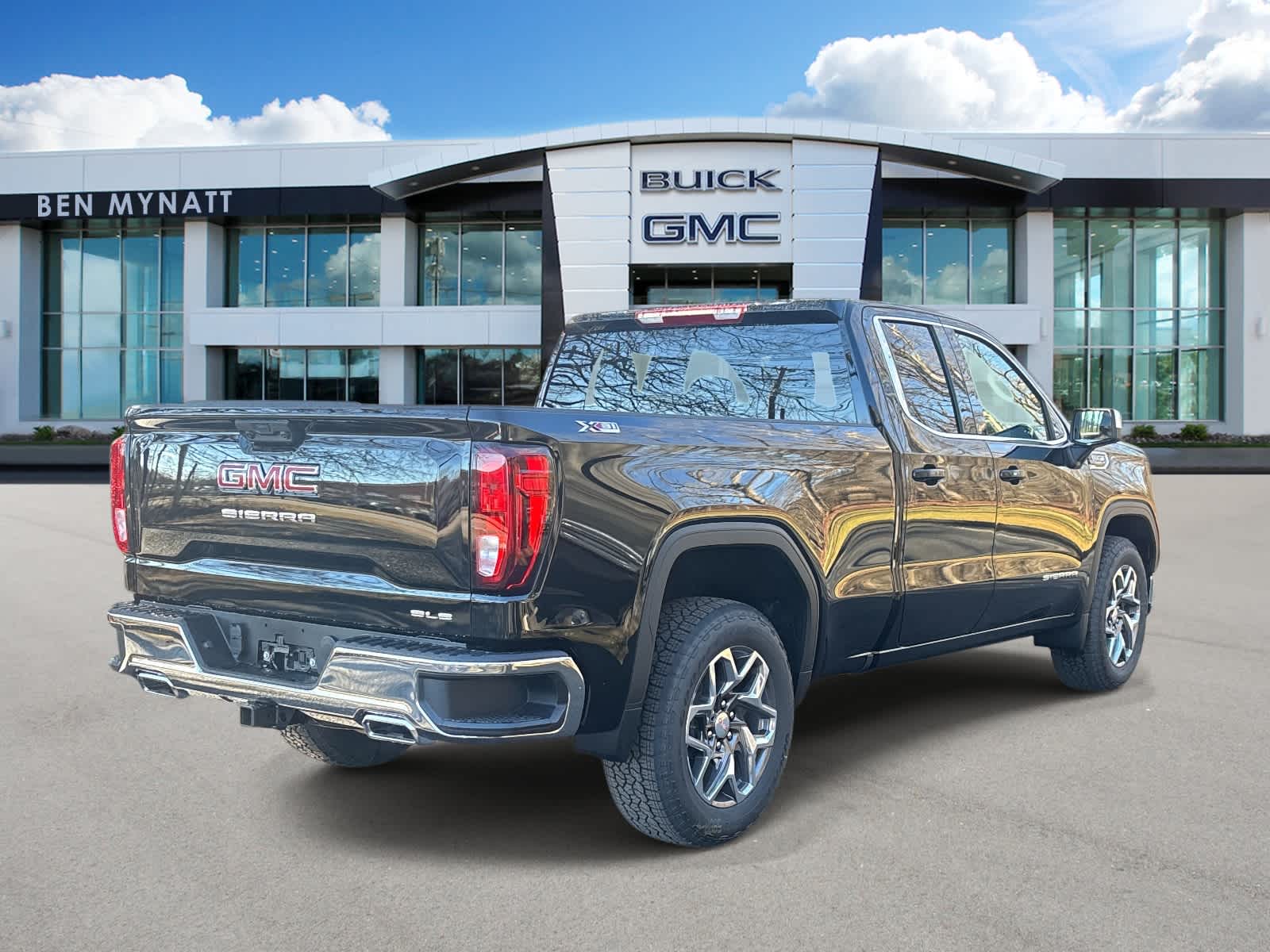 2026 GMC Sierra 1500 SLE