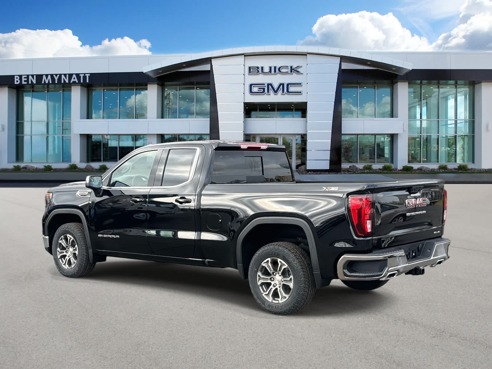 2026 GMC Sierra 1500 SLE