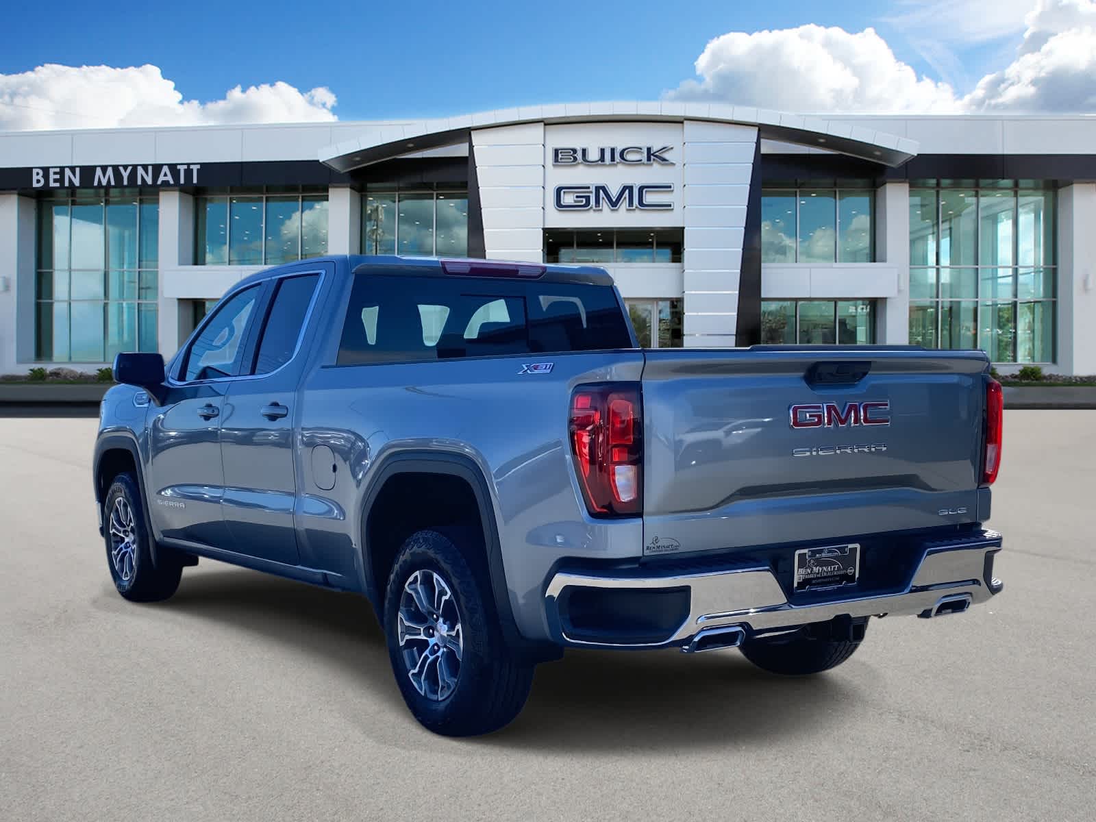 2026 GMC Sierra 1500 SLE