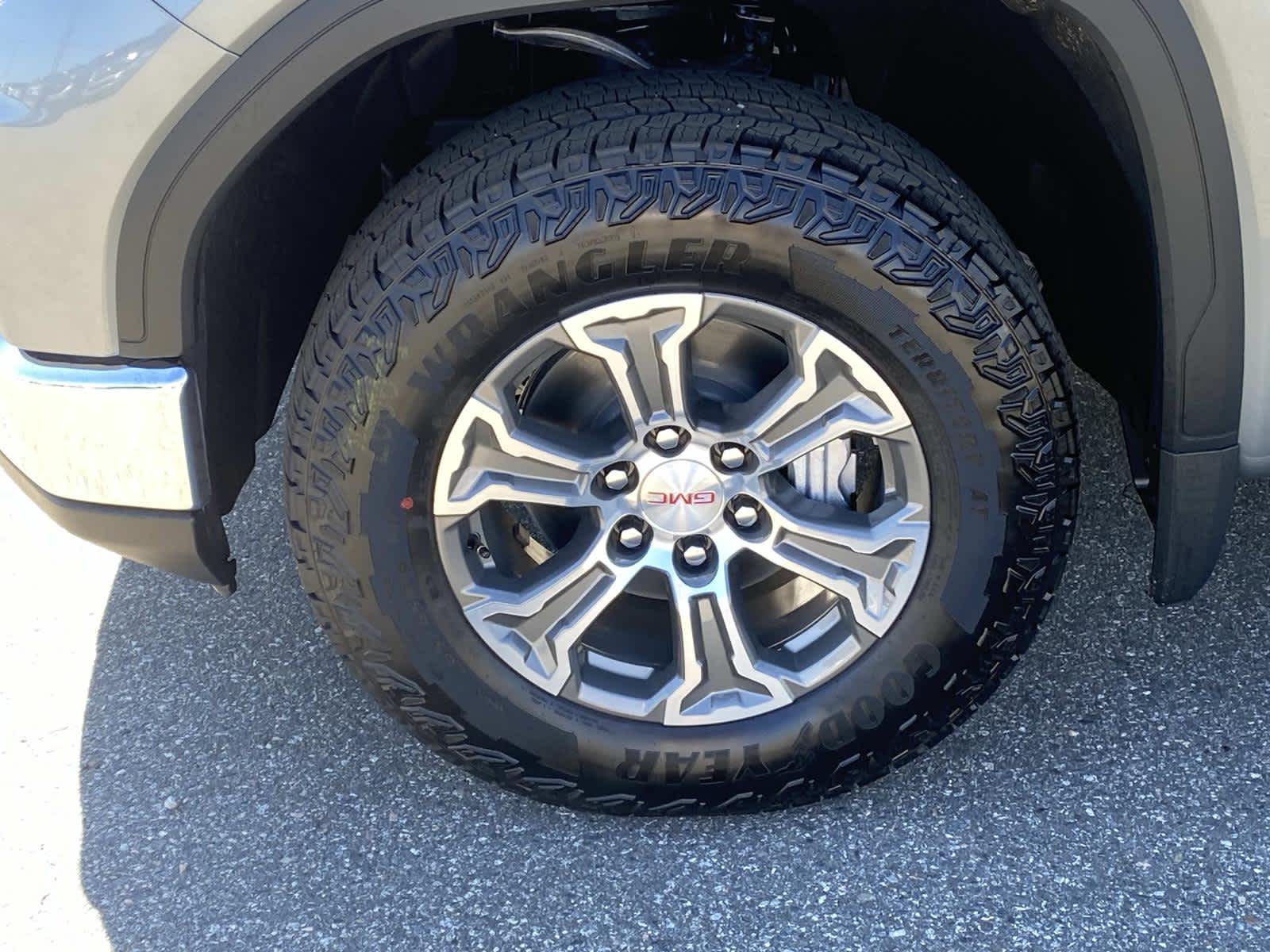 2026 GMC Sierra 1500 SLE