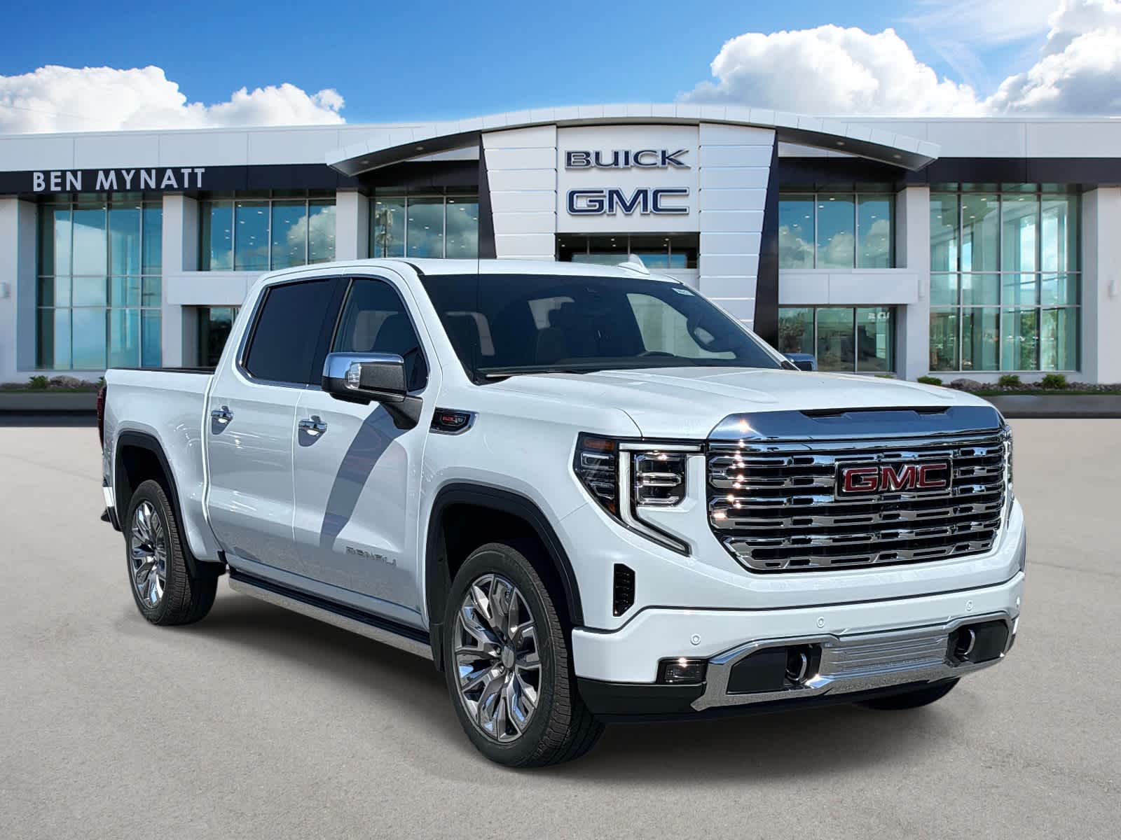 2026 GMC Sierra 4WD Crew Cab Short Box Denali's photo