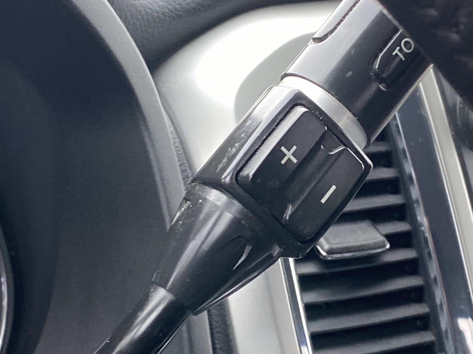 2016 Nissan Titan XD SV