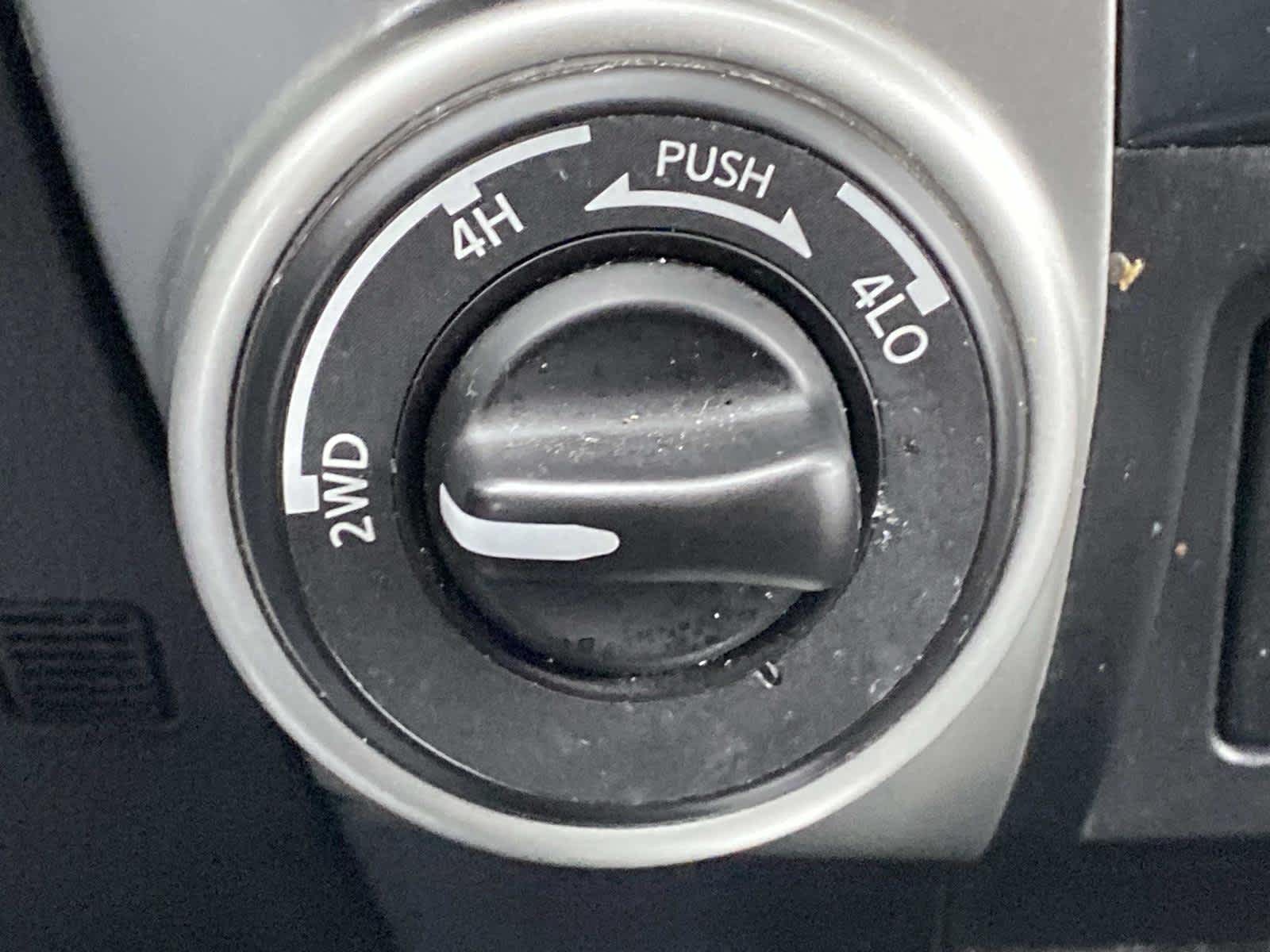 2016 Nissan Titan XD SV