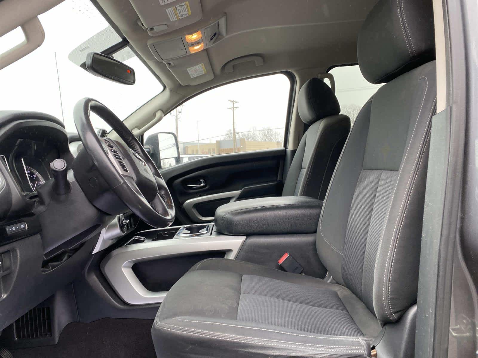 2016 Nissan Titan XD SV