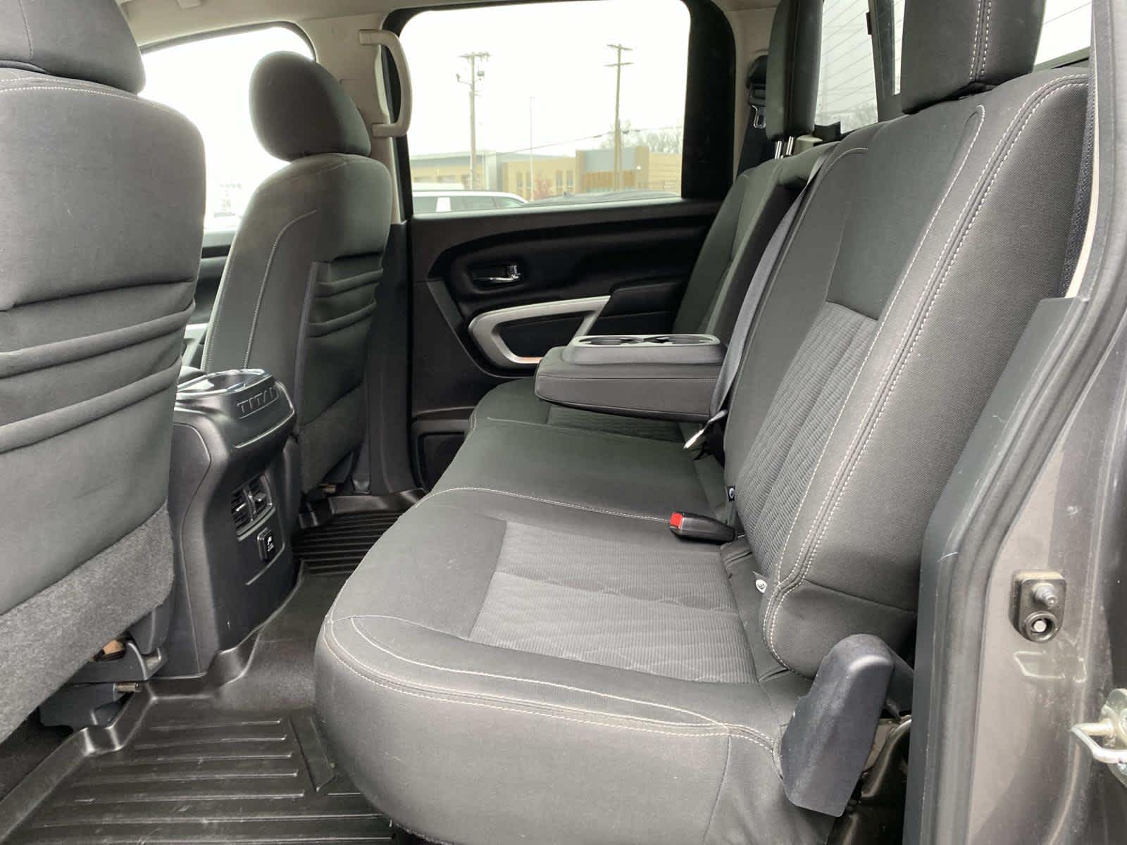 2016 Nissan Titan XD SV