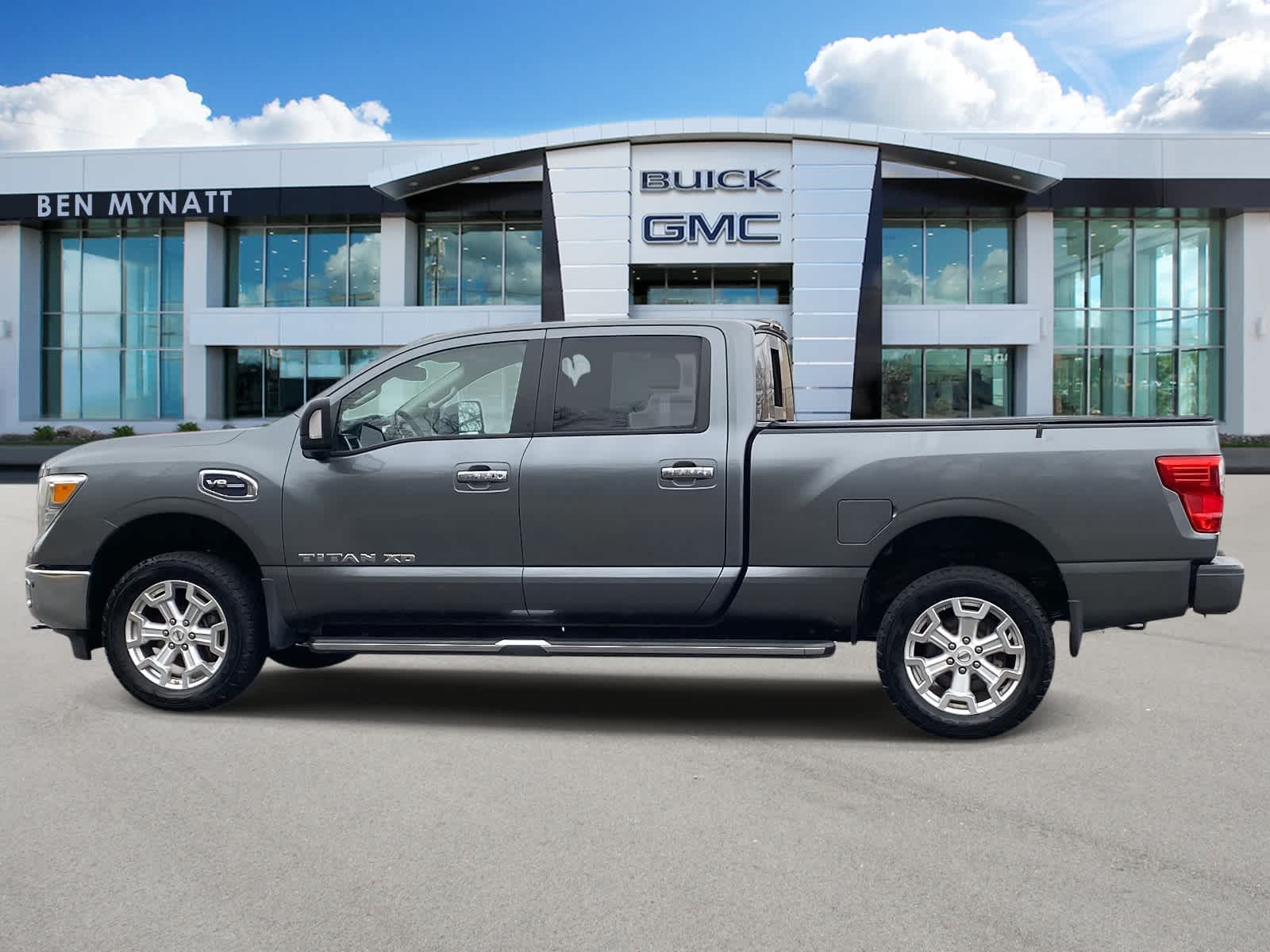 2016 Nissan Titan XD SV