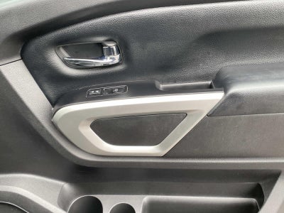 2016 Nissan Titan XD SV