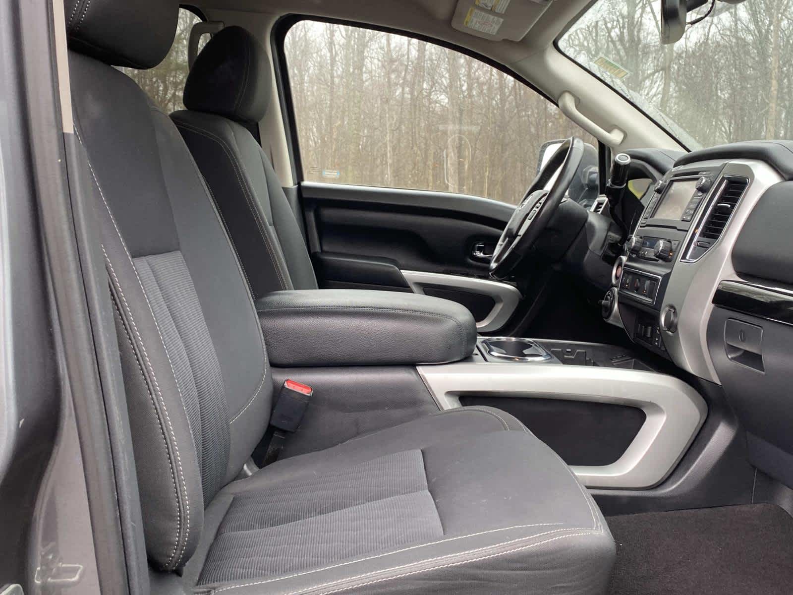 2016 Nissan Titan XD SV