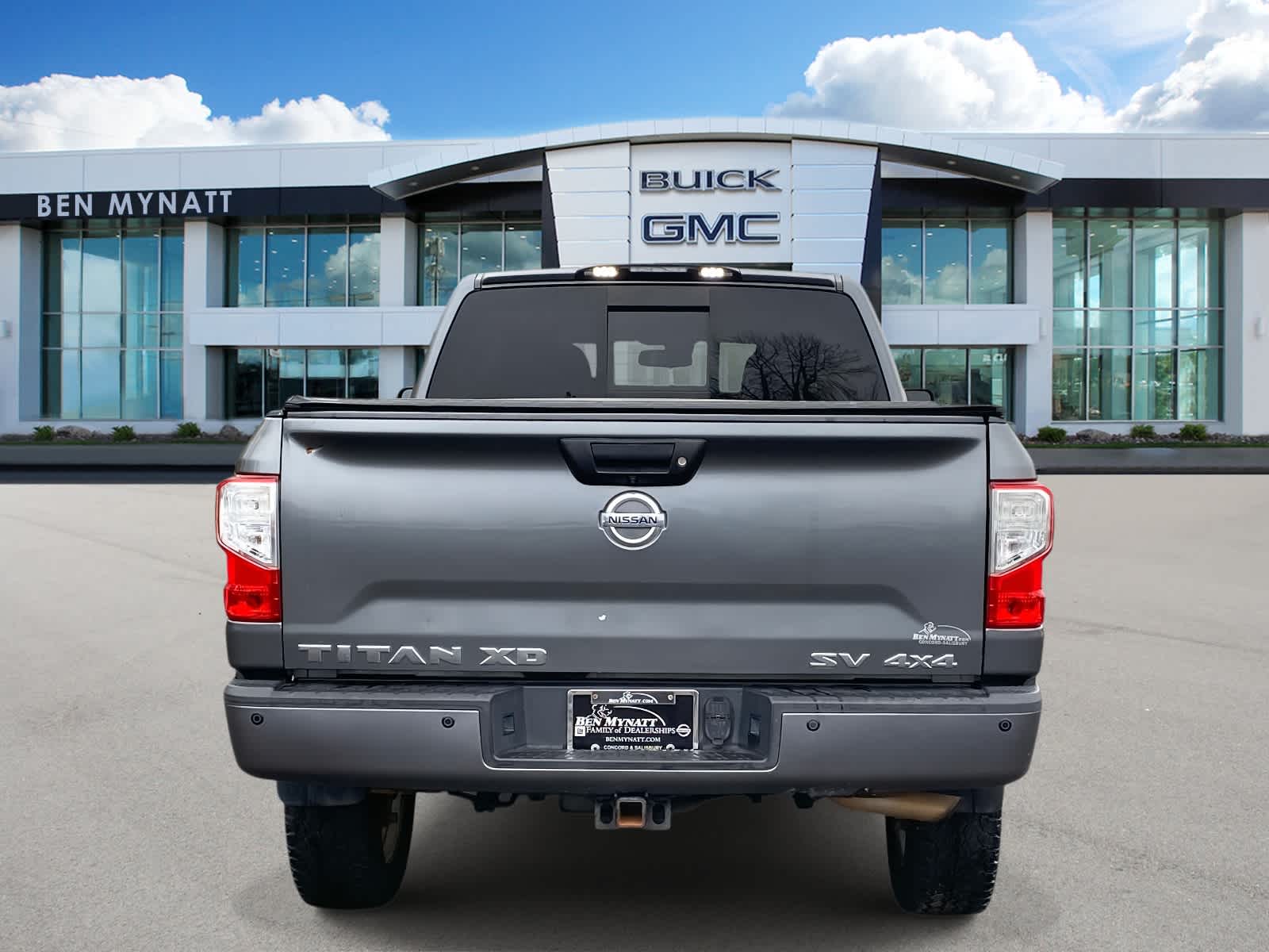 2016 Nissan Titan XD SV