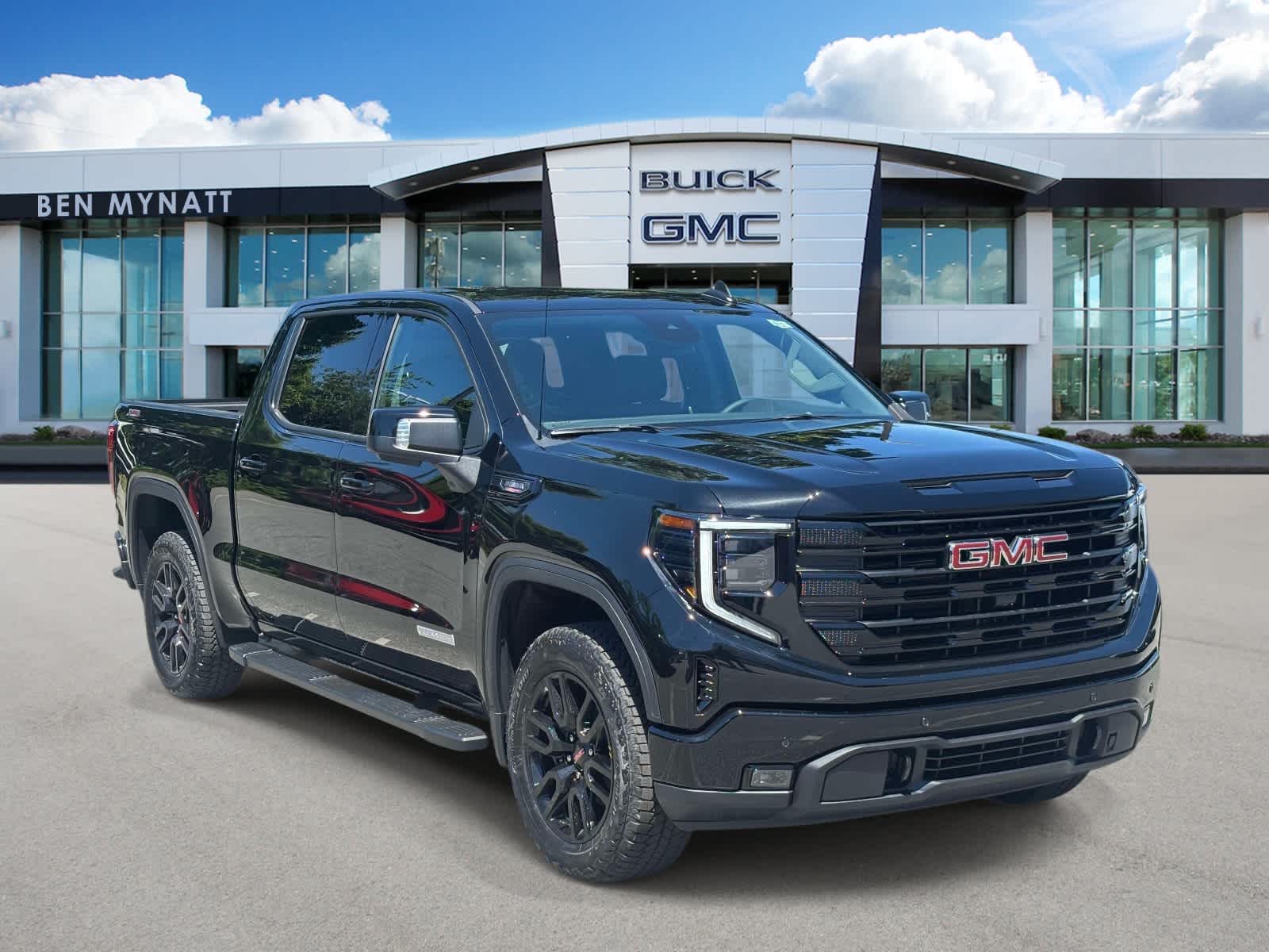 2026 GMC Sierra 4WD Crew Cab Short Box Elevation's photo