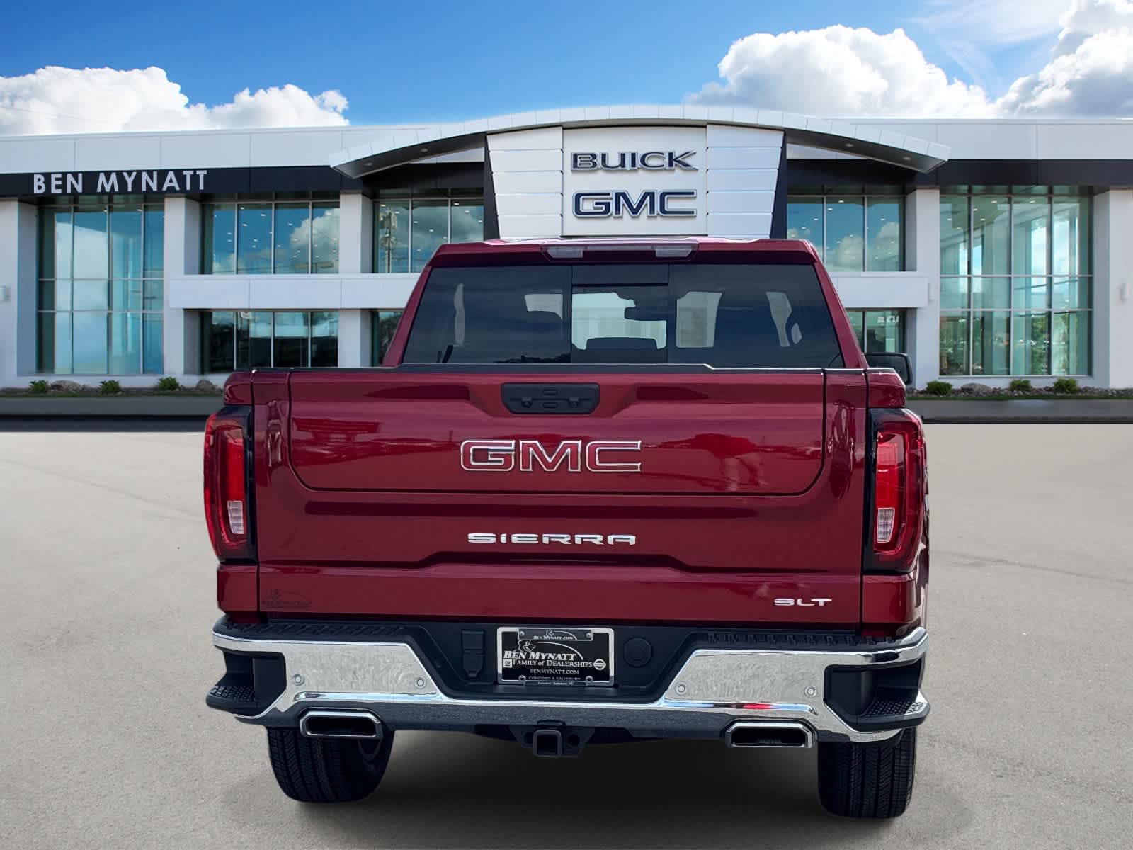 2024 GMC Sierra 1500 SLT