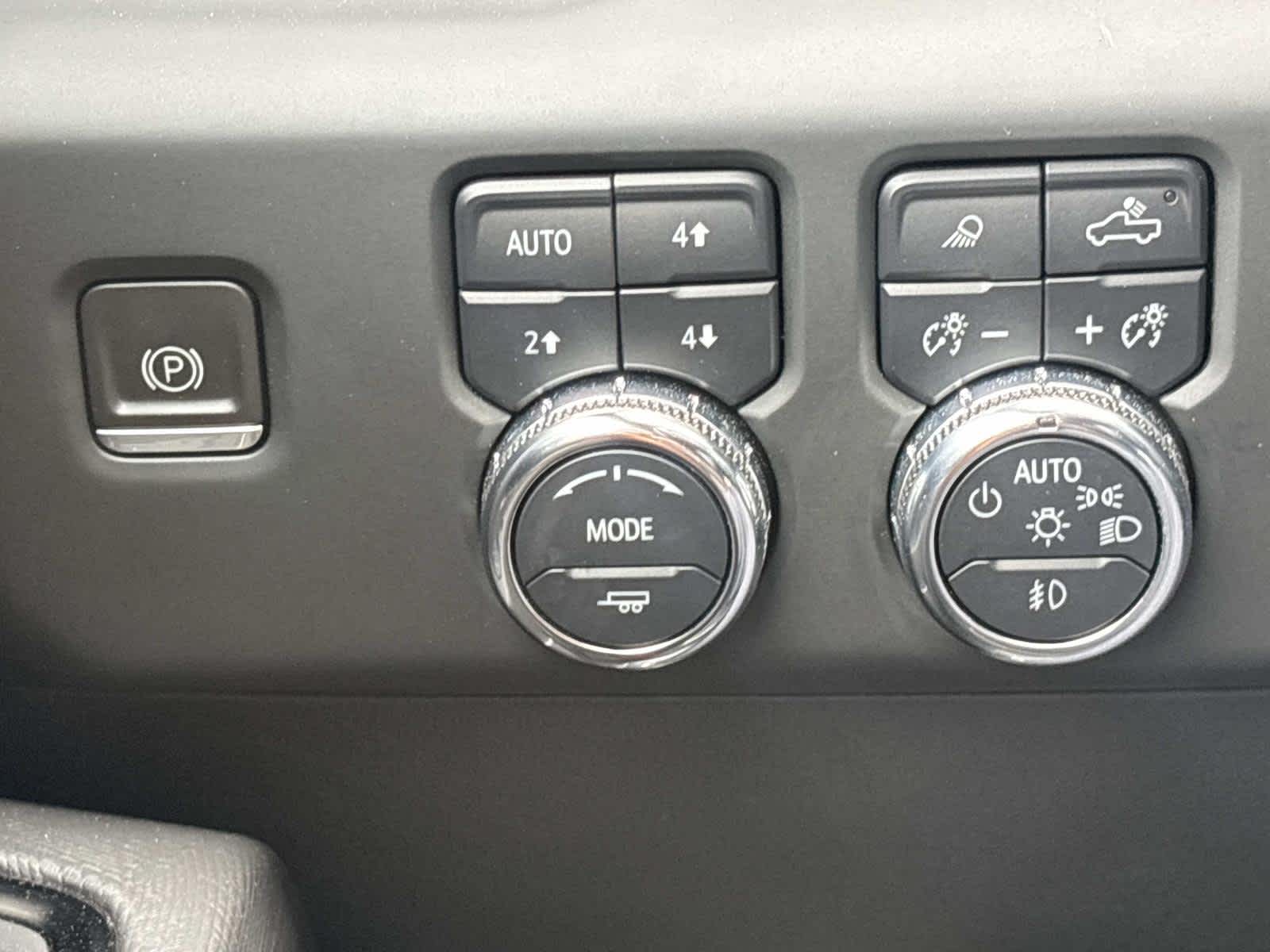 2023 GMC Sierra 1500 AT4X