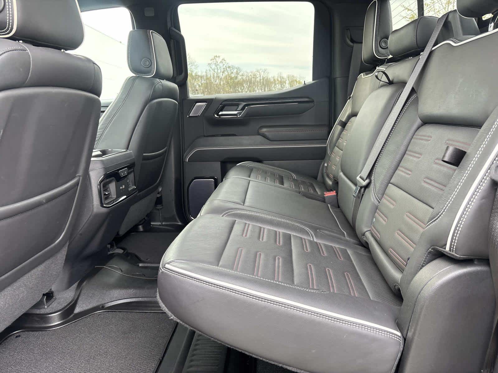 2023 GMC Sierra 1500 AT4X