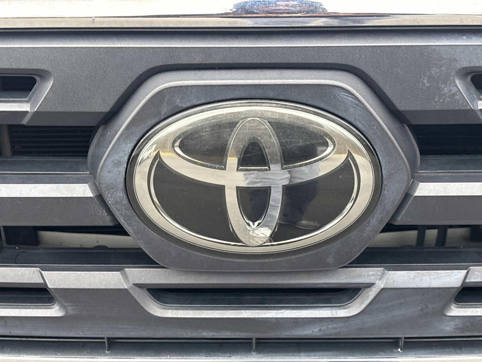 2018 Toyota Tacoma SR5