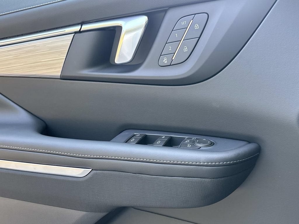 2026 Buick Enclave Preferred - Photo 25