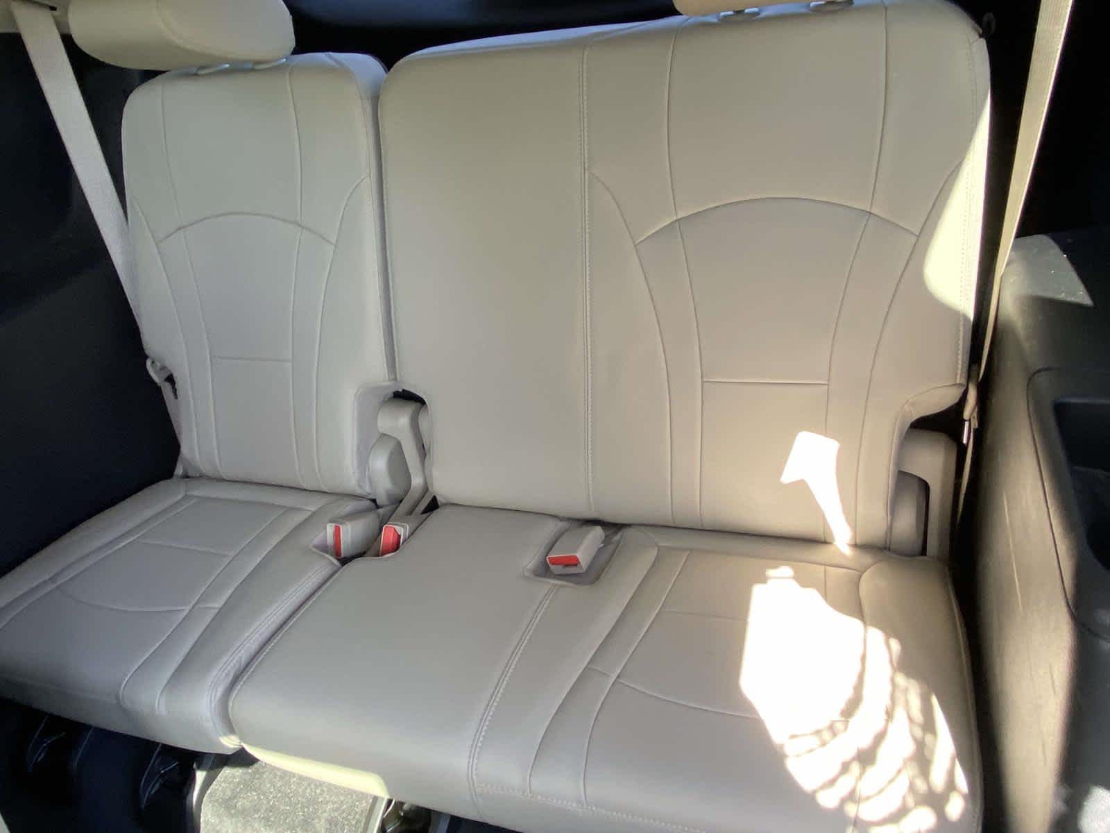 2020 Buick Enclave Essence