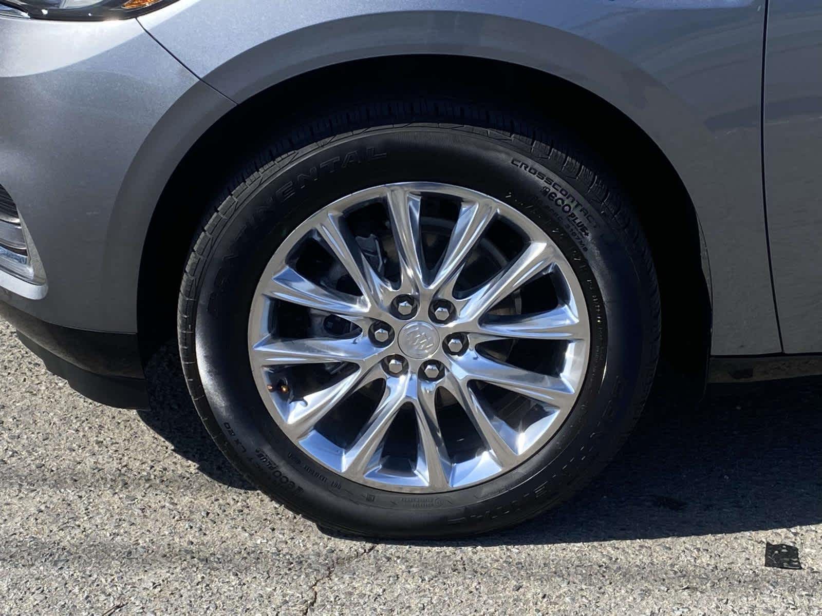 2020 Buick Enclave Essence