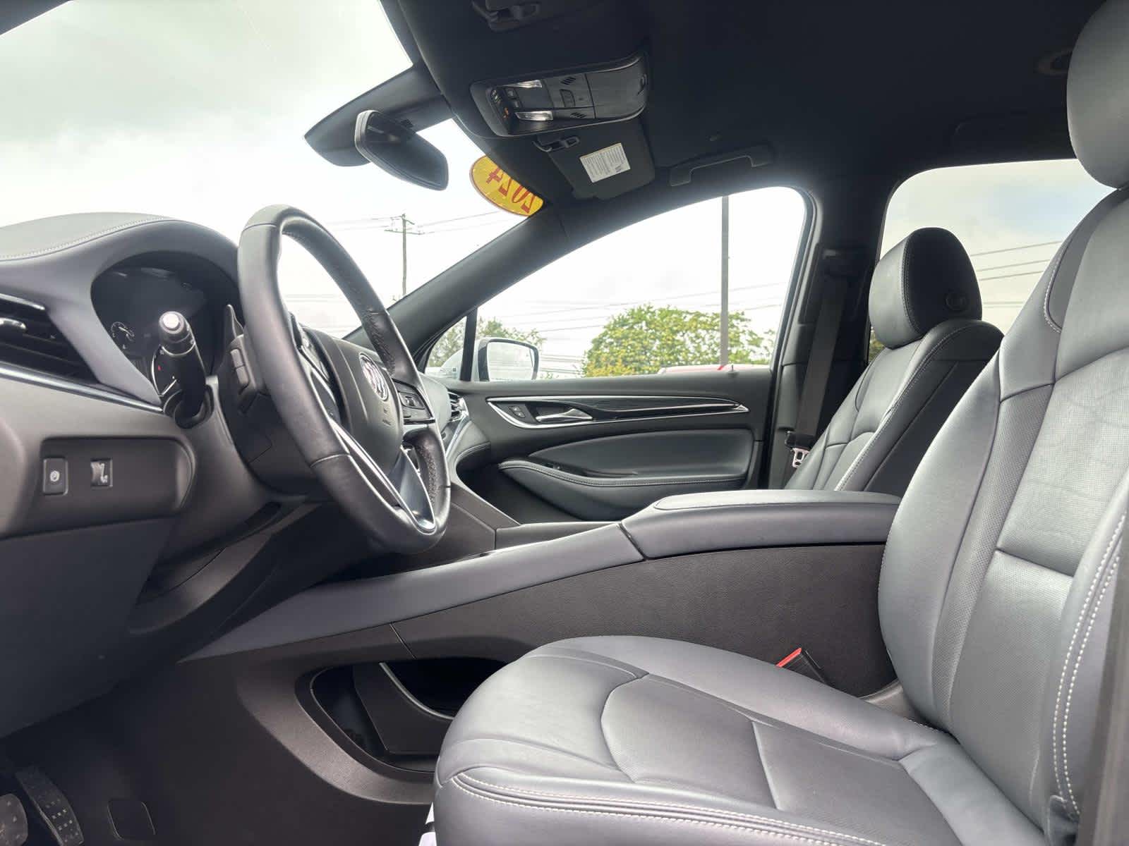 2024 Buick Enclave Essence