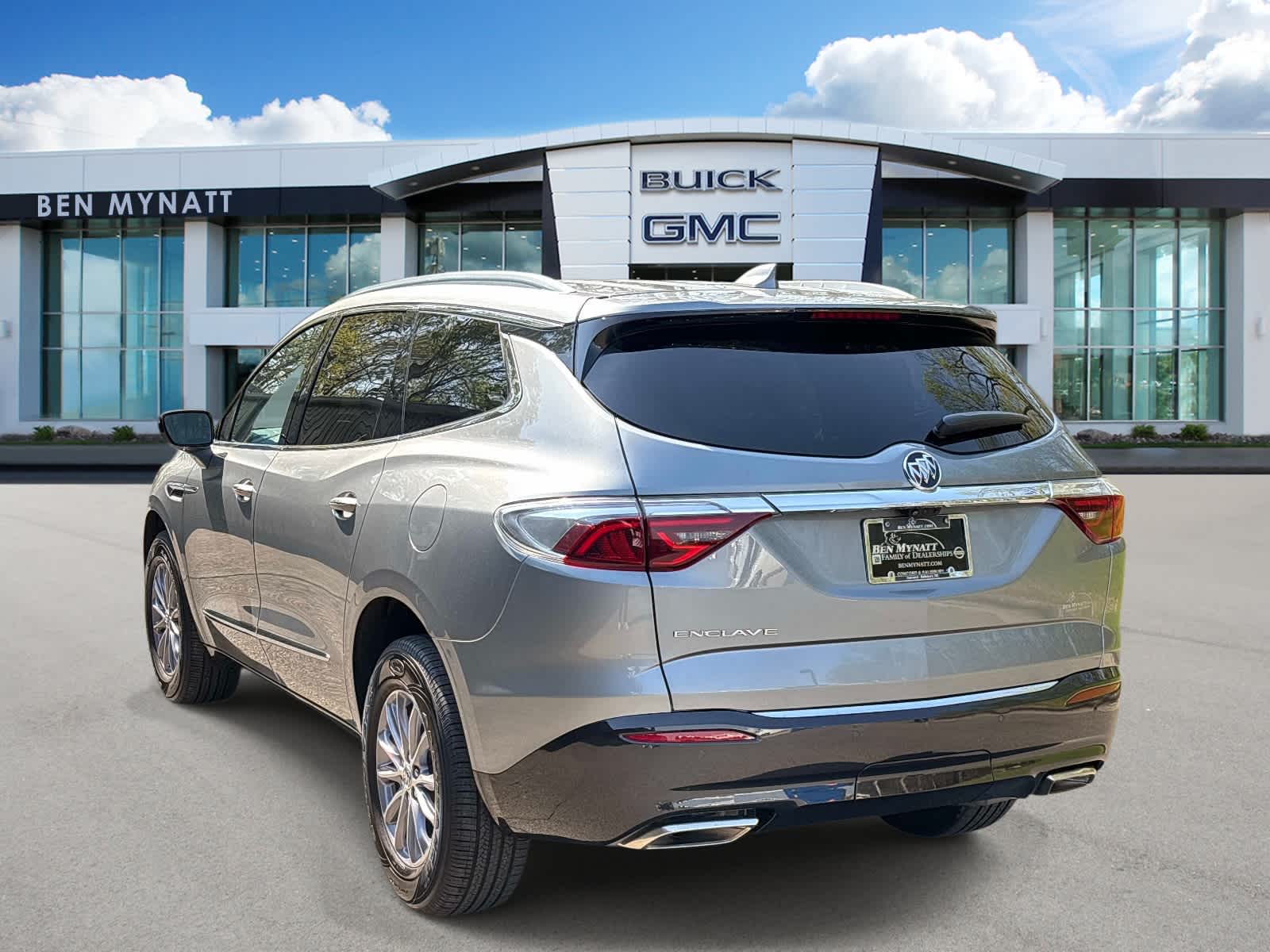 2024 Buick Enclave Essence