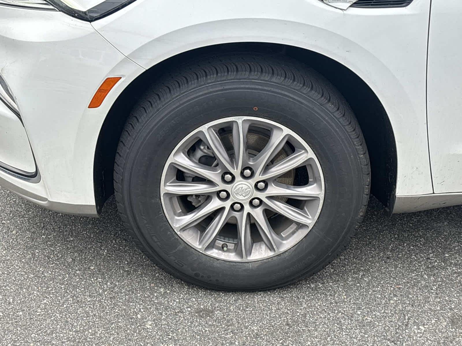 2022 Buick Enclave Essence