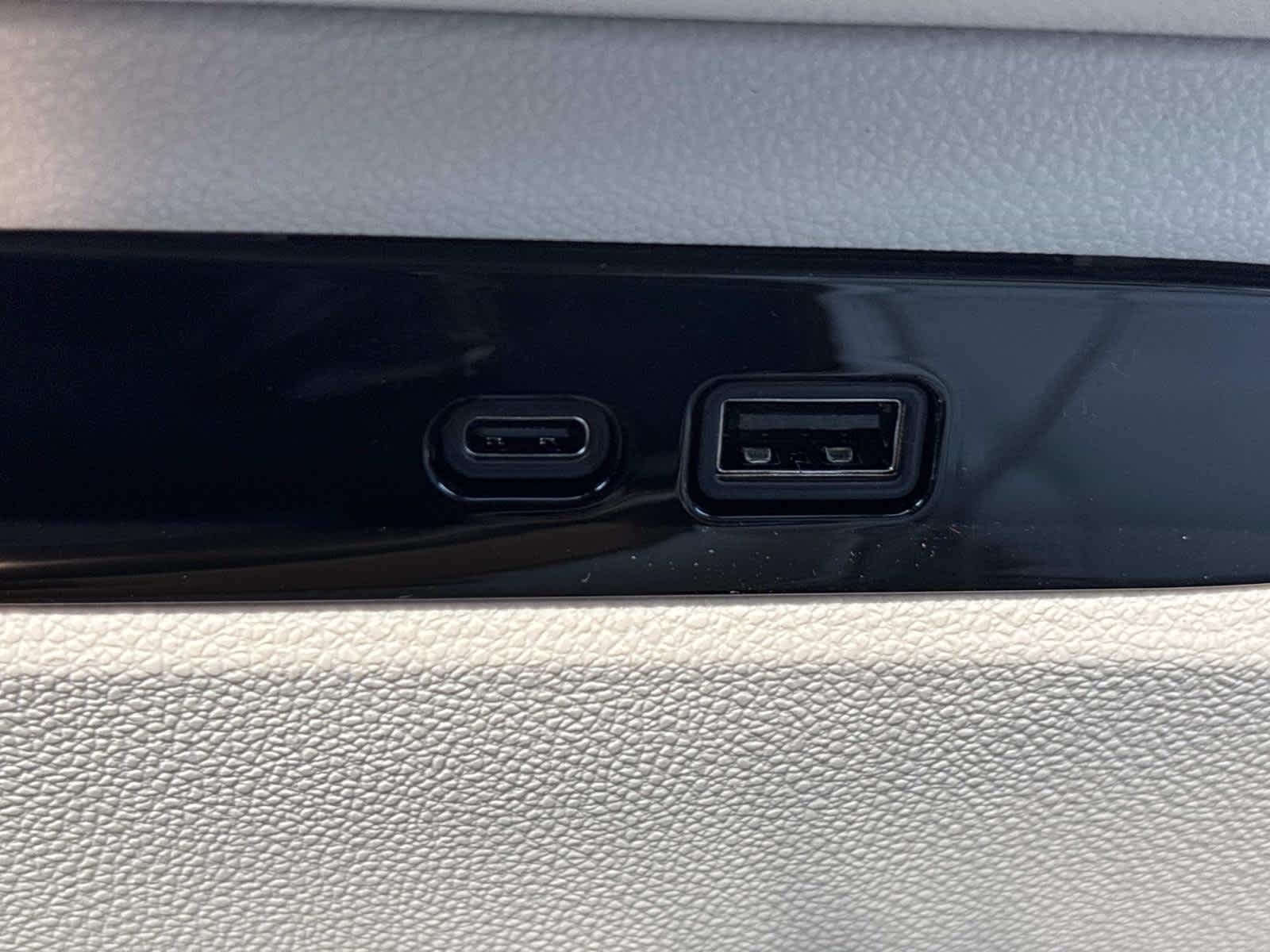 2026 Buick Enclave Avenir - Photo 23