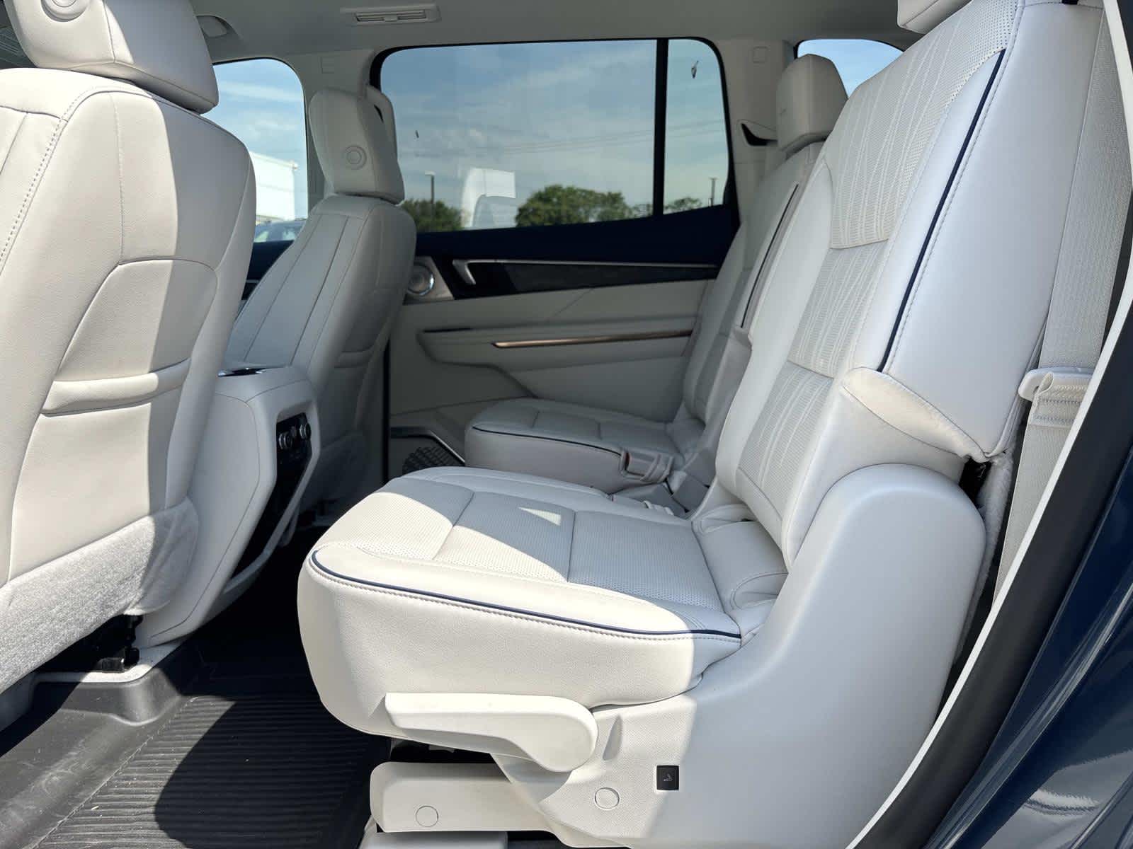 2026 Buick Enclave Avenir - Photo 30