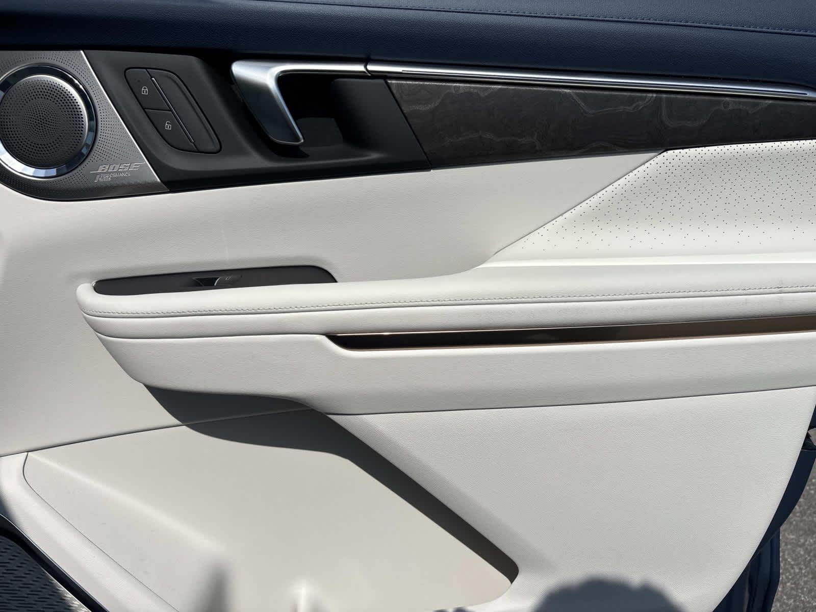 2026 Buick Enclave Avenir - Photo 43