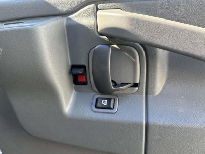 2025 GMC Savana Cutaway 3500 1WT