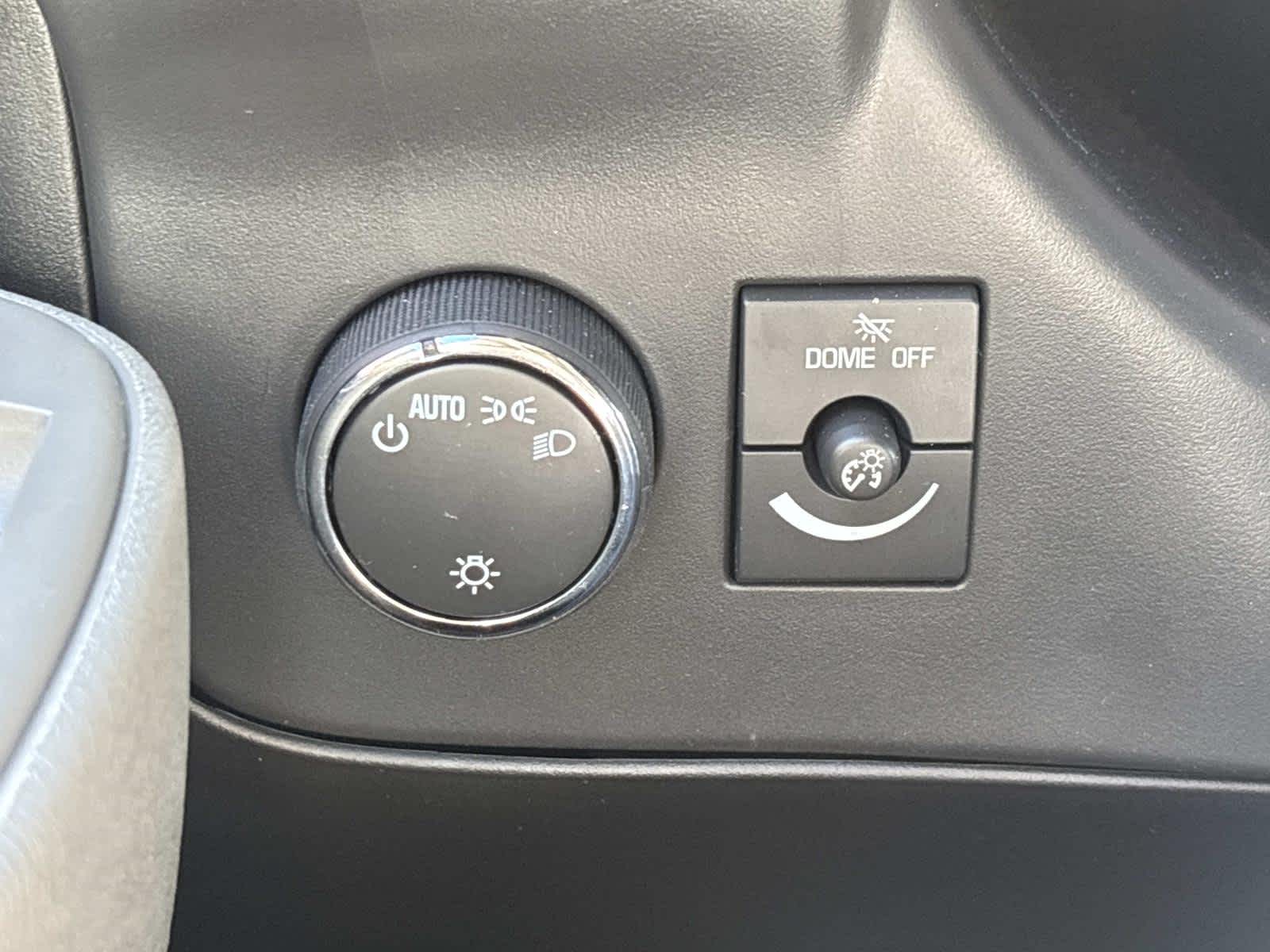 2025 GMC Savana Cutaway 3500 1WT