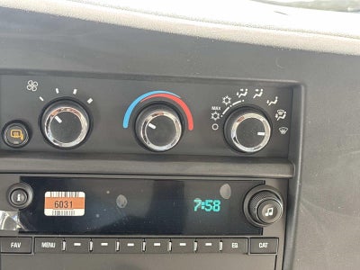 2025 GMC Savana Cutaway 3500 1WT