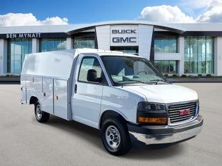2025 GMC Savana Cutaway 3500 1WT