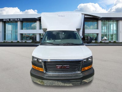 2024 GMC Savana Cutaway 3500 1WT