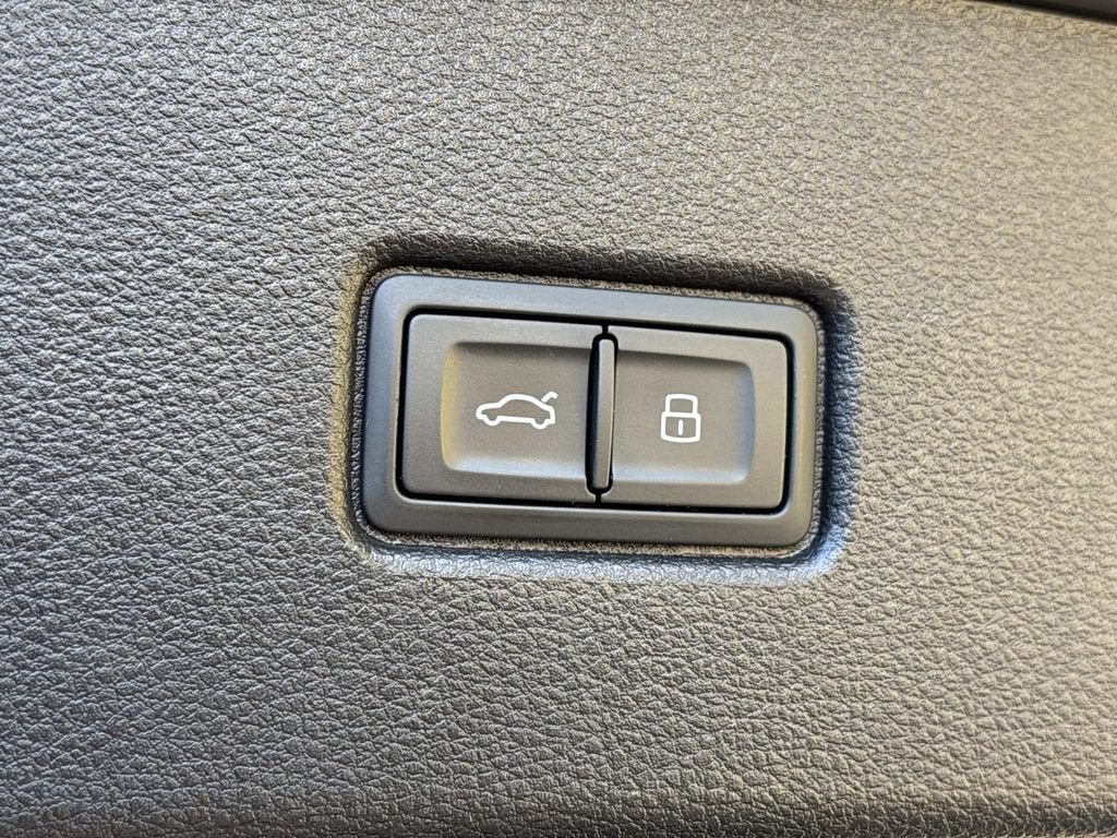 2023 Audi SQ5 Sportback Premium Plus