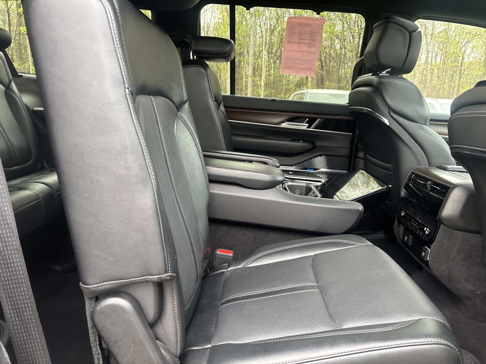 2024 Jeep Grand Wagoneer L 4DR 4WD