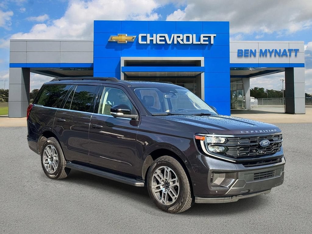 2025 Ford Expedition Active