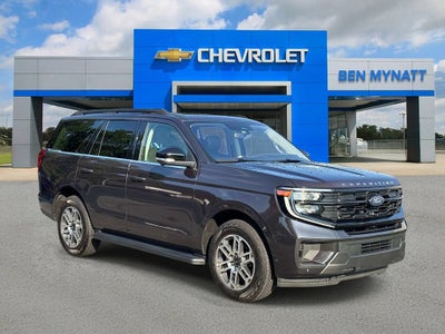 2025 Ford Expedition Active