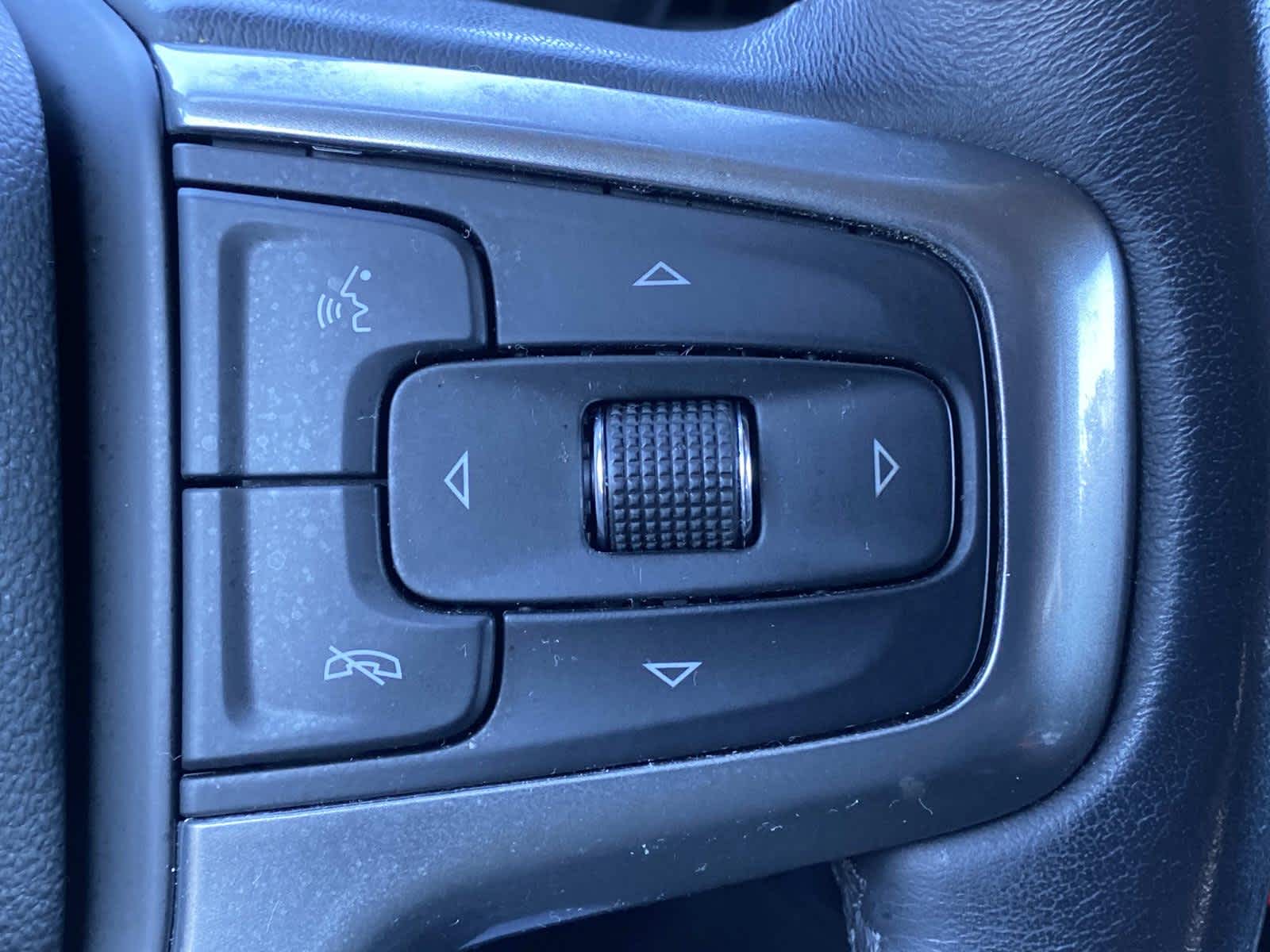 2022 Chevrolet Silverado 1500 LT (2FL)