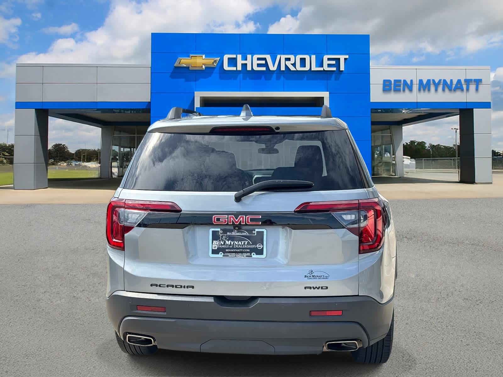 2023 GMC Acadia SLE