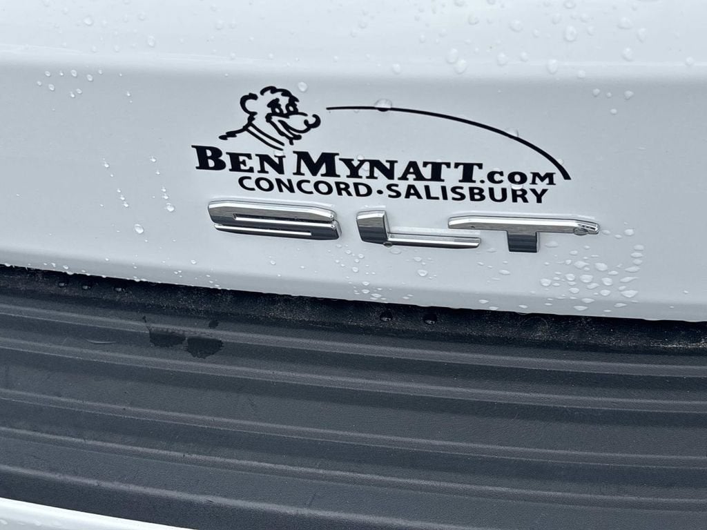 2023 GMC Yukon SLT