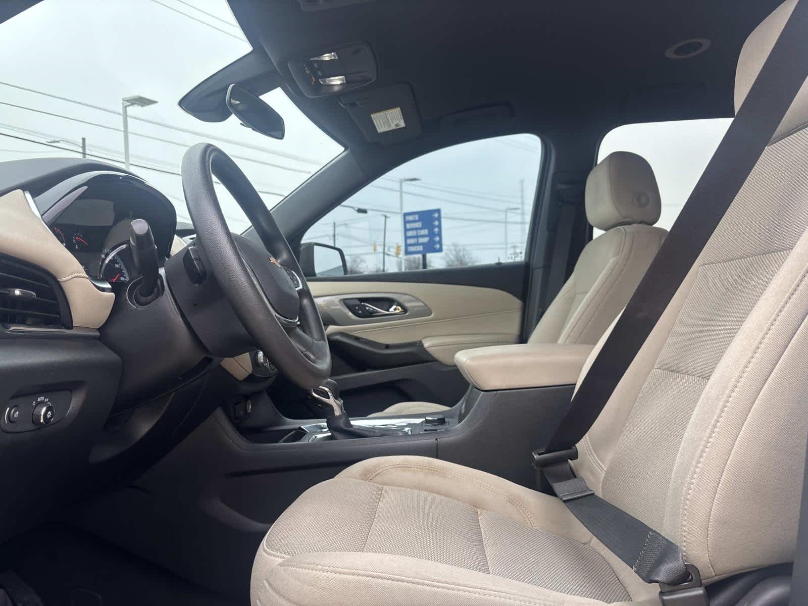 2023 Chevrolet Traverse LS