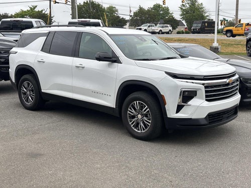 2025 Chevrolet Traverse LT