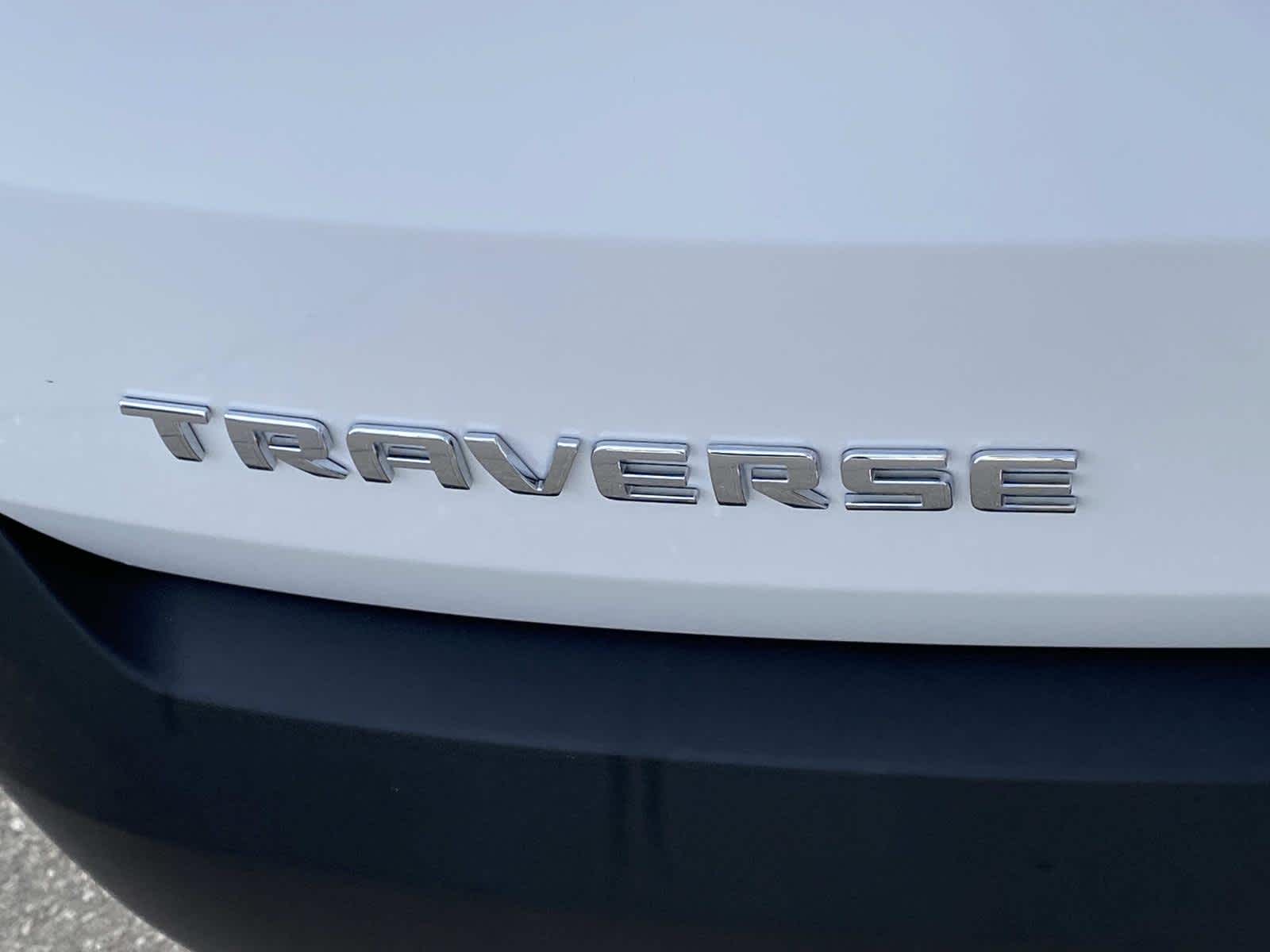 2023 Chevrolet Traverse LT Leather