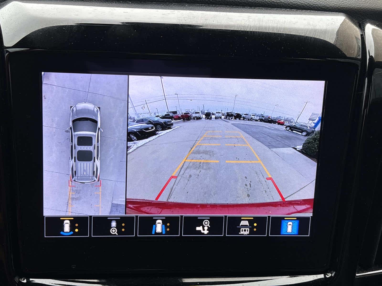 2023 Chevrolet Traverse RS