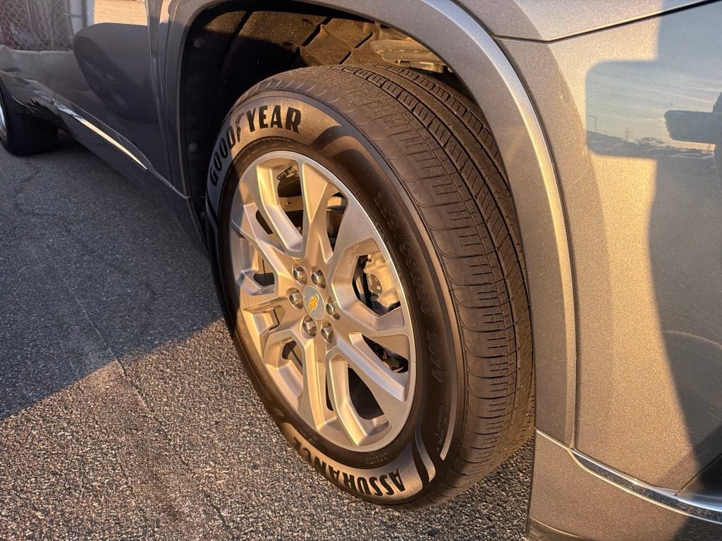 2021 Chevrolet Traverse Premier
