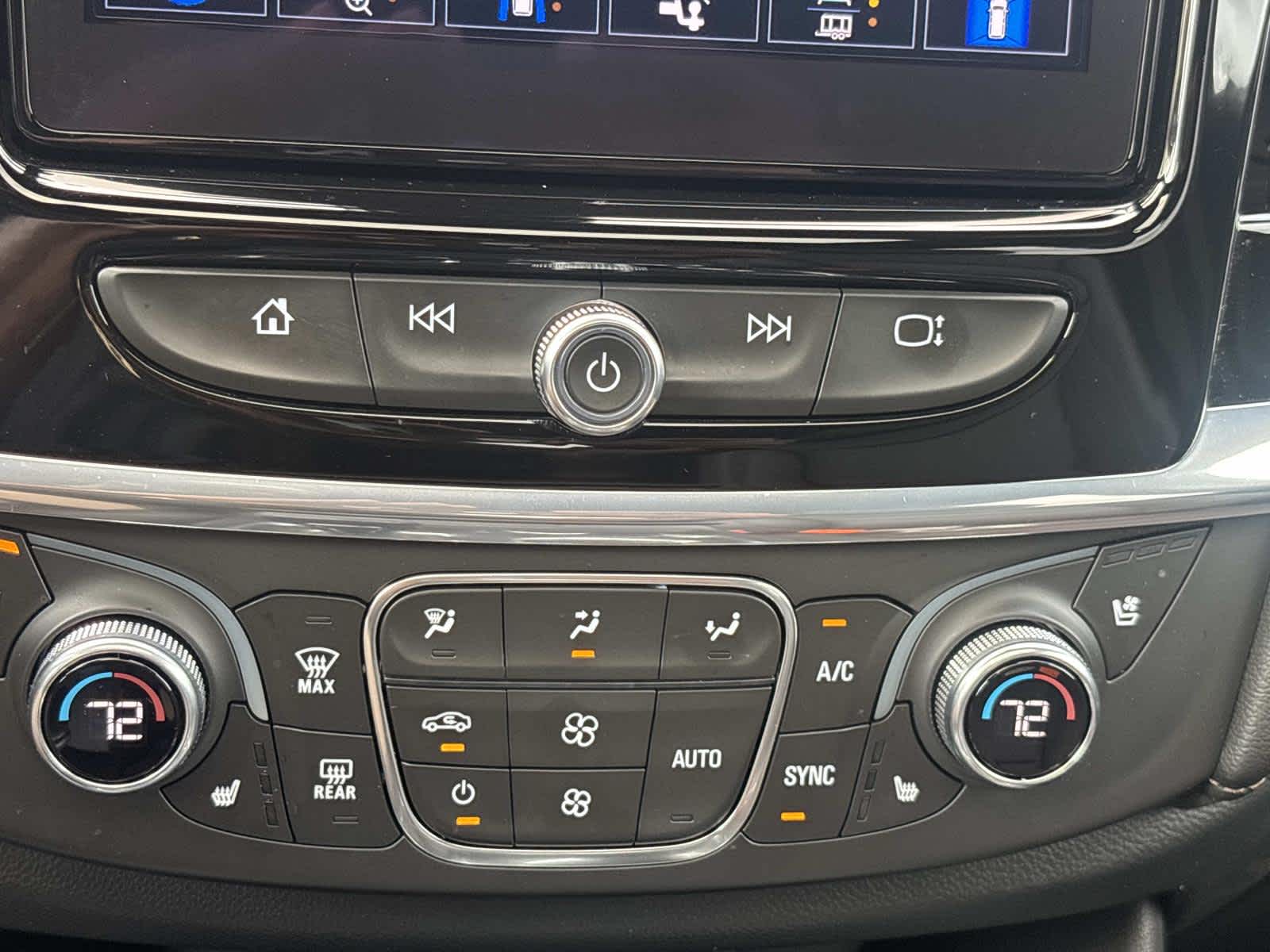 2022 Chevrolet Traverse High Country